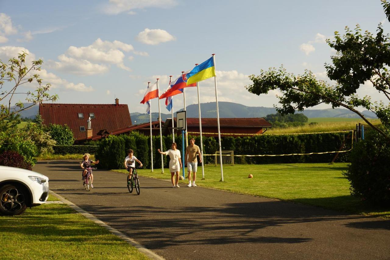 Villapark Vlasky Besenova Exterior foto
